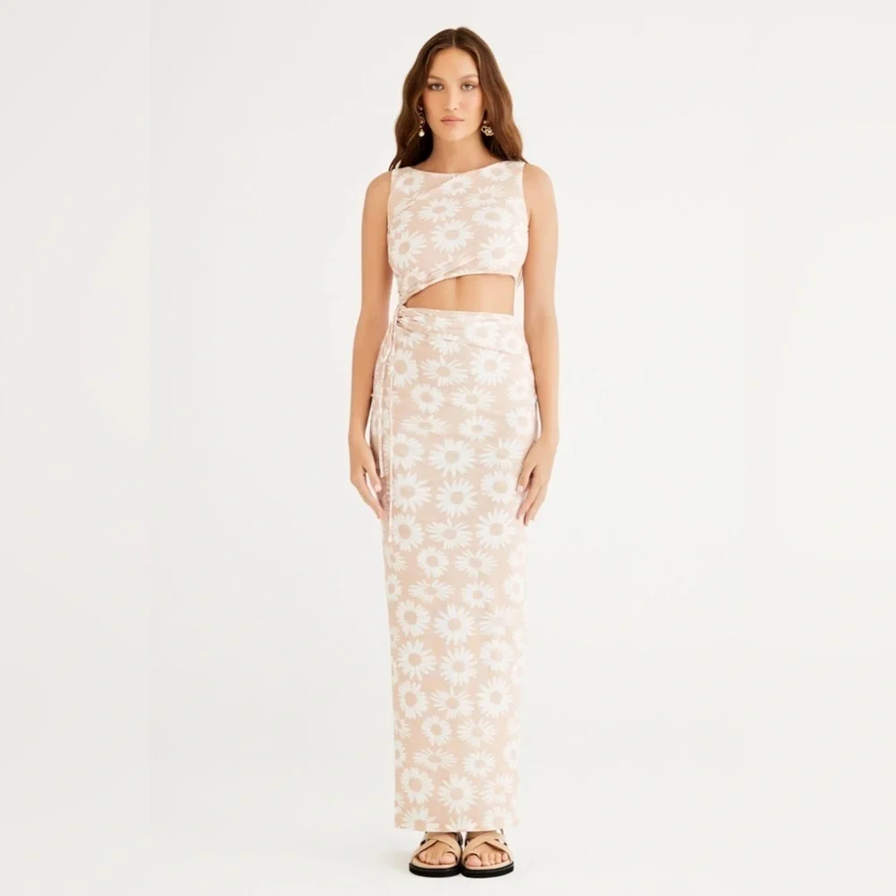 NWT Rumer Isla Cut Out Maxi - Picture 1 of 10